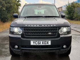 2011 LAND ROVER RANGE ROVER 4.4 TDV8 Vogue BLACK ON BLACK