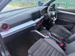 
										Seat Arona 2022 full									