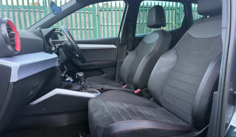 
								Seat Arona 2022 full									