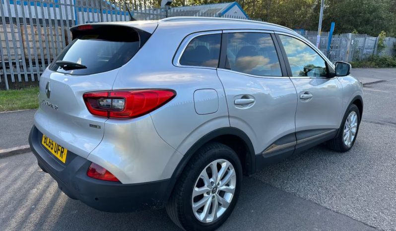 
								Renault Kadjar 2016 full									