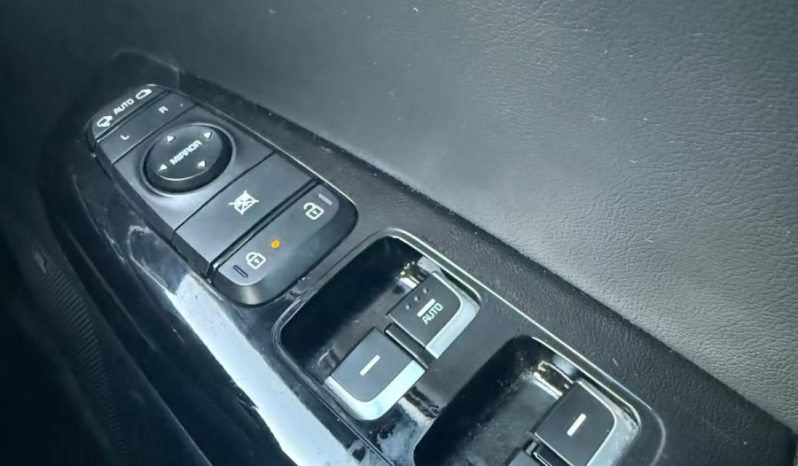 
								Kia Sportage 2019 full									