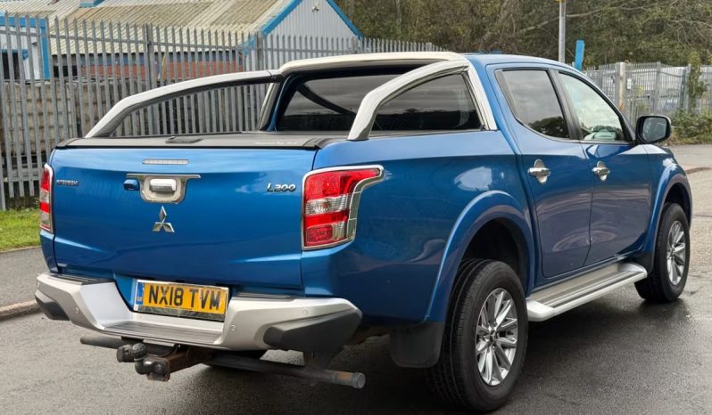 
								Mitsubishi L200 2018 full									