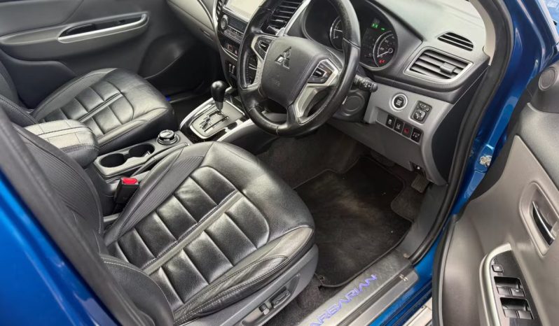 
								Mitsubishi L200 2018 full									