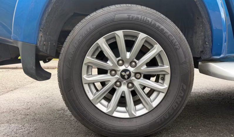
								Mitsubishi L200 2018 full									