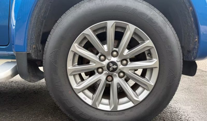 
								Mitsubishi L200 2018 full									