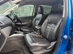 
										Mitsubishi L200 2018 full									