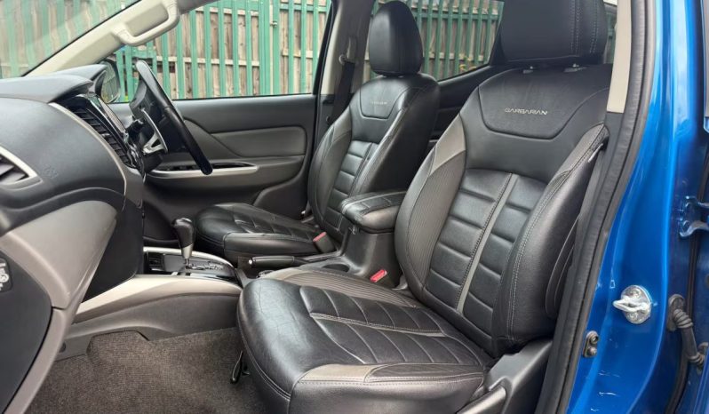 
								Mitsubishi L200 2018 full									