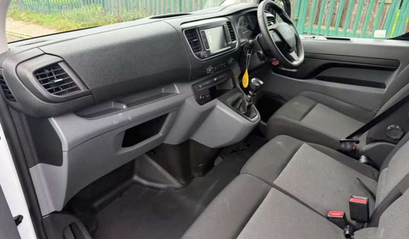 
								Citroen Dispatch 2022 full									